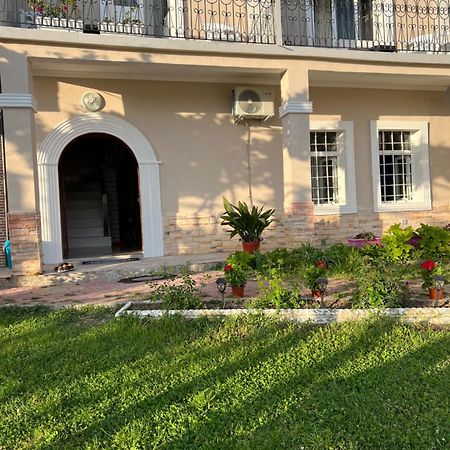Garden Villa Guni Krujë エクステリア 写真