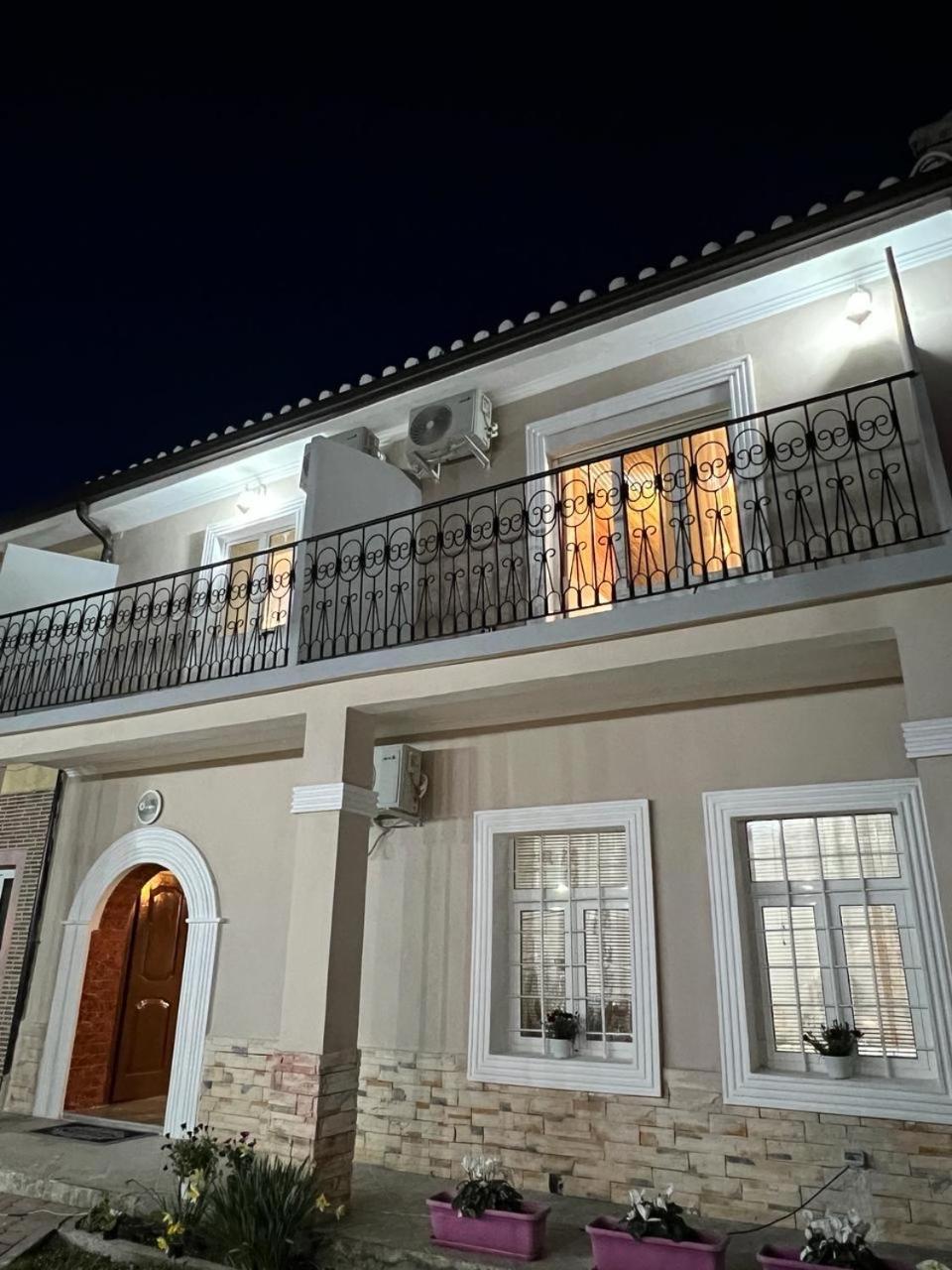 Garden Villa Guni Krujë エクステリア 写真