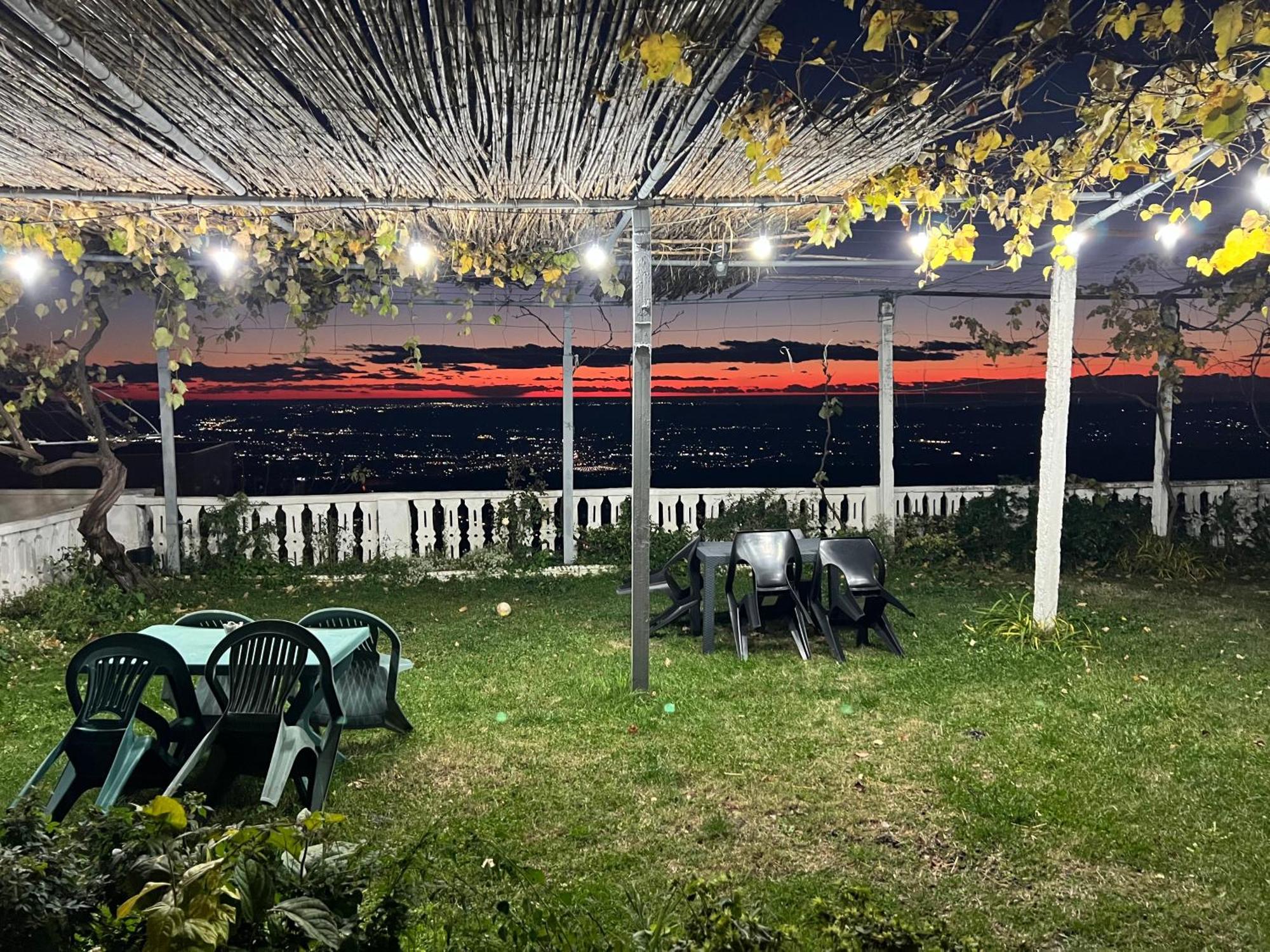 Garden Villa Guni Krujë エクステリア 写真